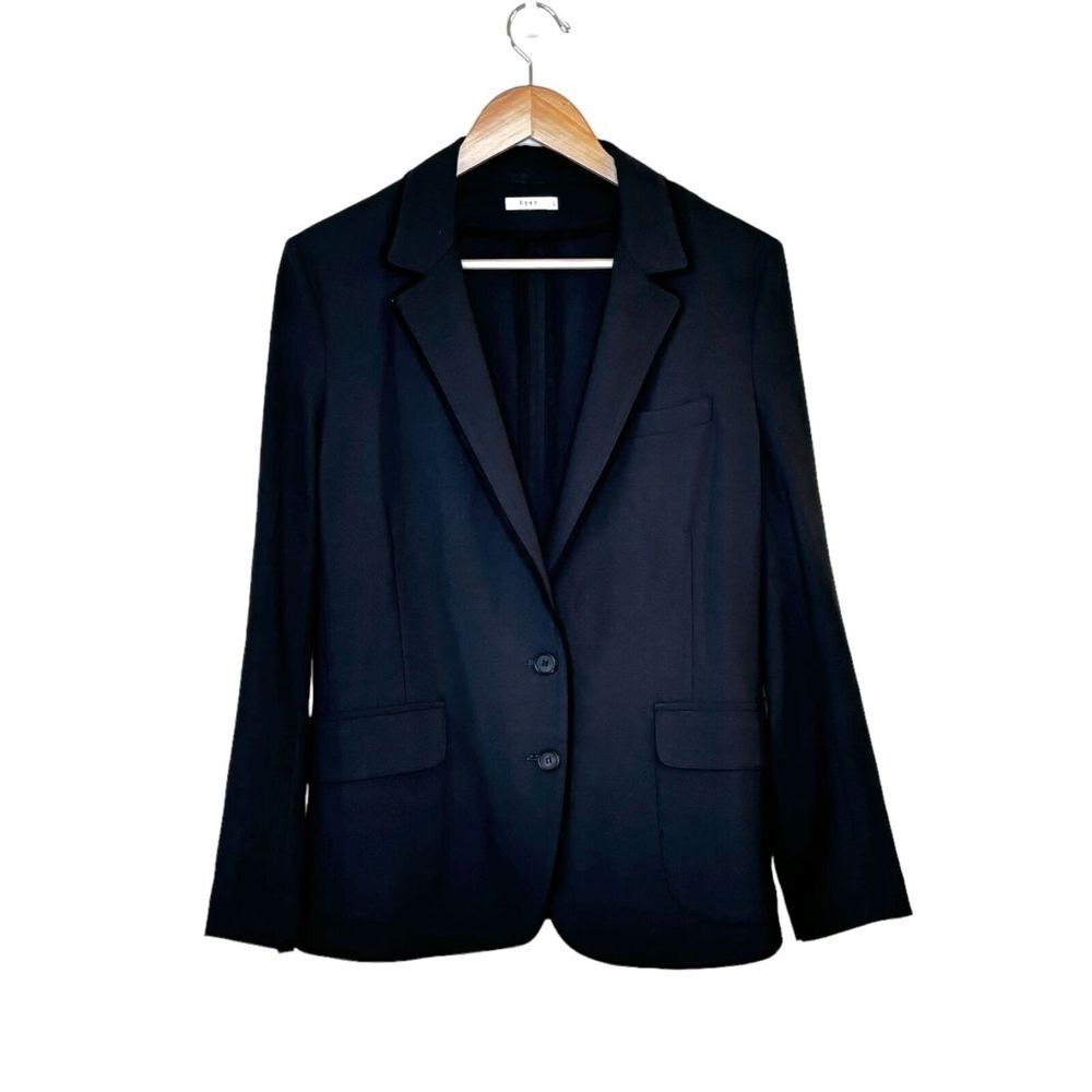 6397 Soft Blazer Women's Sz Large Two Button Classic Career Wool Jacket Capsule